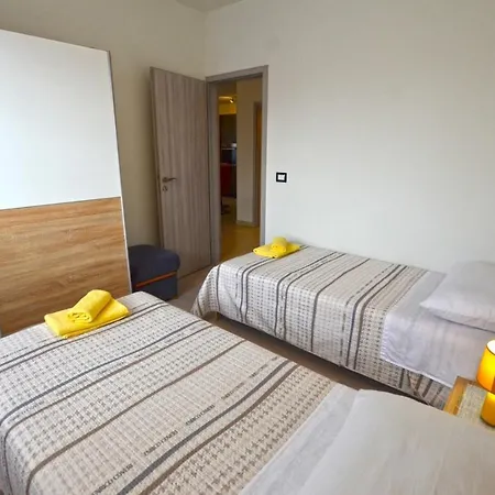 Emilio Apartment *