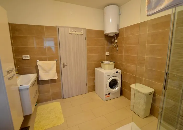 아파트 Emilio 로비니